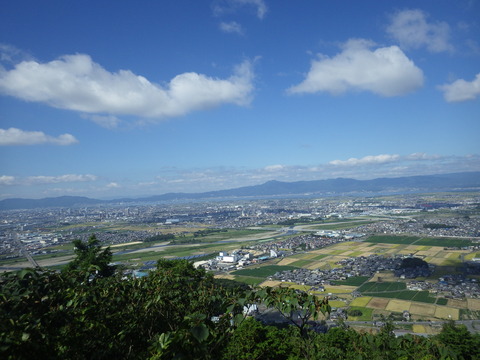三上山から見た南びわ湖エリア