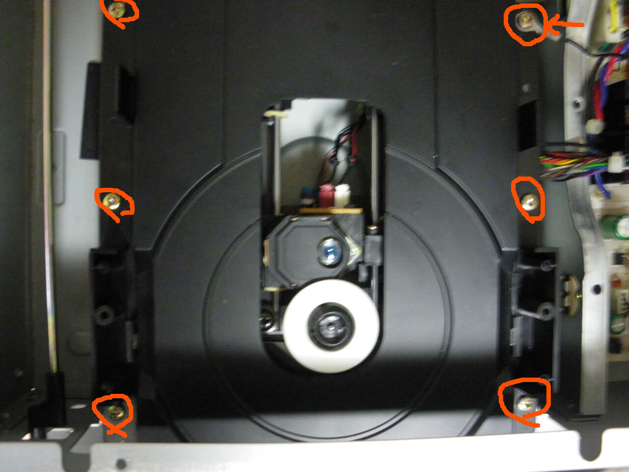 オーディオ) SANSUI CDプレーヤーの修理 : みなみのまったり日記 オーディオ) SANSUI CDプレーヤーの修理 : みなみのまったり日記