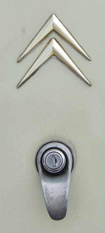 シトロエンDSマーク