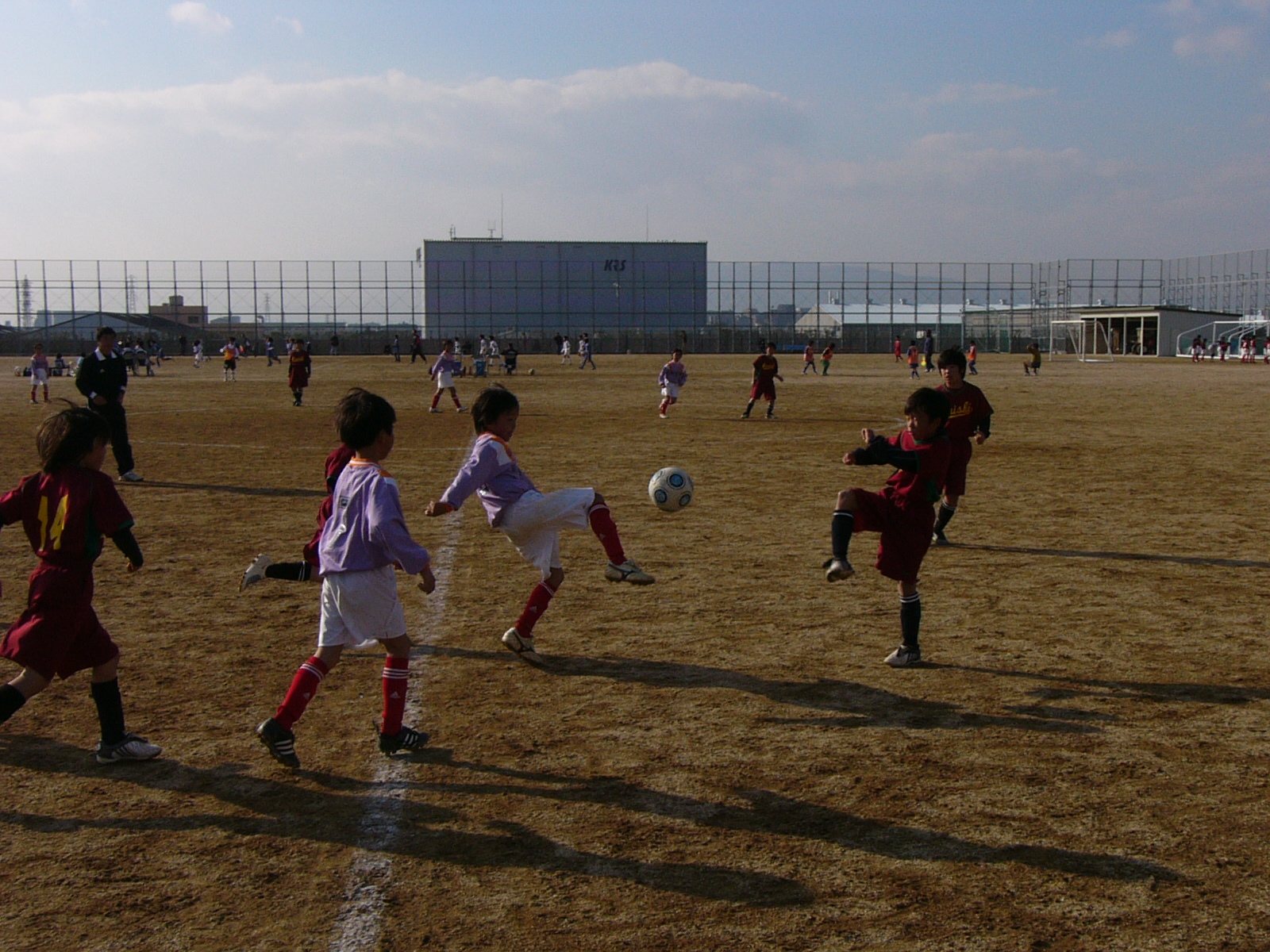 11月23日 4年生交流試合 南桜塚小学校 愛好サッカー部