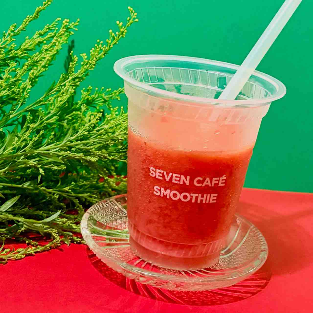 セブンイレブン新作「すいかスムージー」を実飲レビュー｜いちご