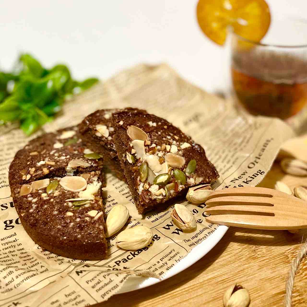 セブンイレブン 本日のオヤツは 新発売 ナッツのチョコケーキ Nagatakのブログ