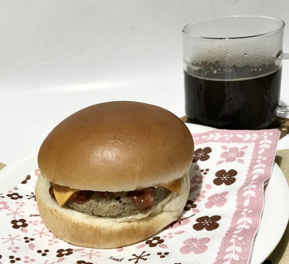 セブンイレブン 大豆ミートバーガー レタス チーズ は バーガーにも負けないお味 Nagatakのブログ セブンイレブン 大豆ミートバーガー レタス チーズ は バーガーにも負けないお味 Nagatakのブログ