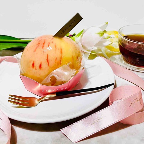 アンテノール 福岡三越店 今日のオヤツは まるごと桃ケーキ Nagatakのブログ