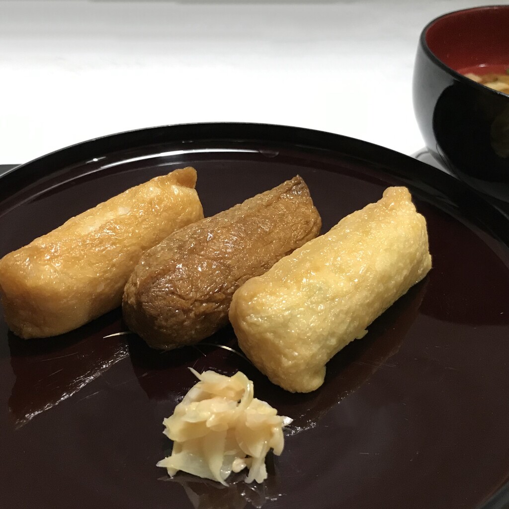 福岡市中央区 いなり寿司の持ち帰り専門店 いなりのこん は 華大さんの なんしょうと でも紹介されました Nagatakのブログ