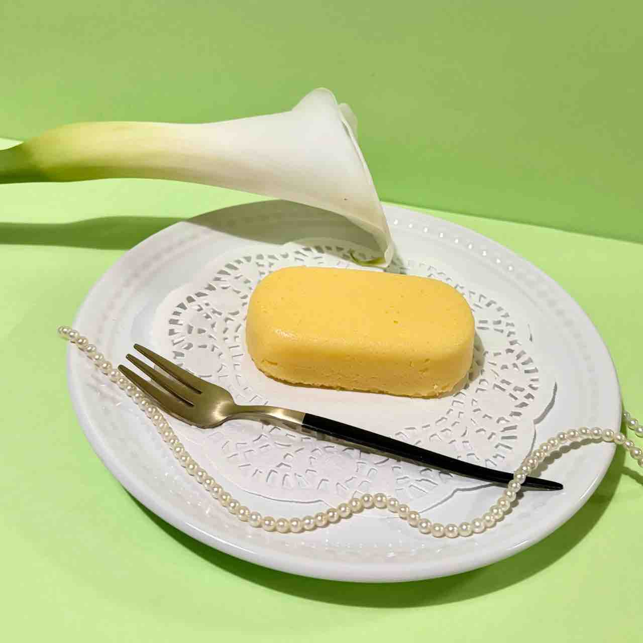 ローソン】今日のオヤツは、新発売 「Uchi Café 泡チーズ