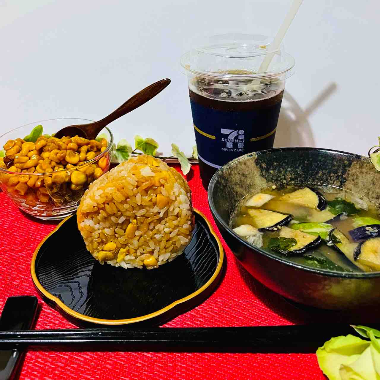 セブンイレブン 今日のお昼ごはんは 新発売 コーーーーンがり焼きとうもろこしおむすび Nagatakのブログ