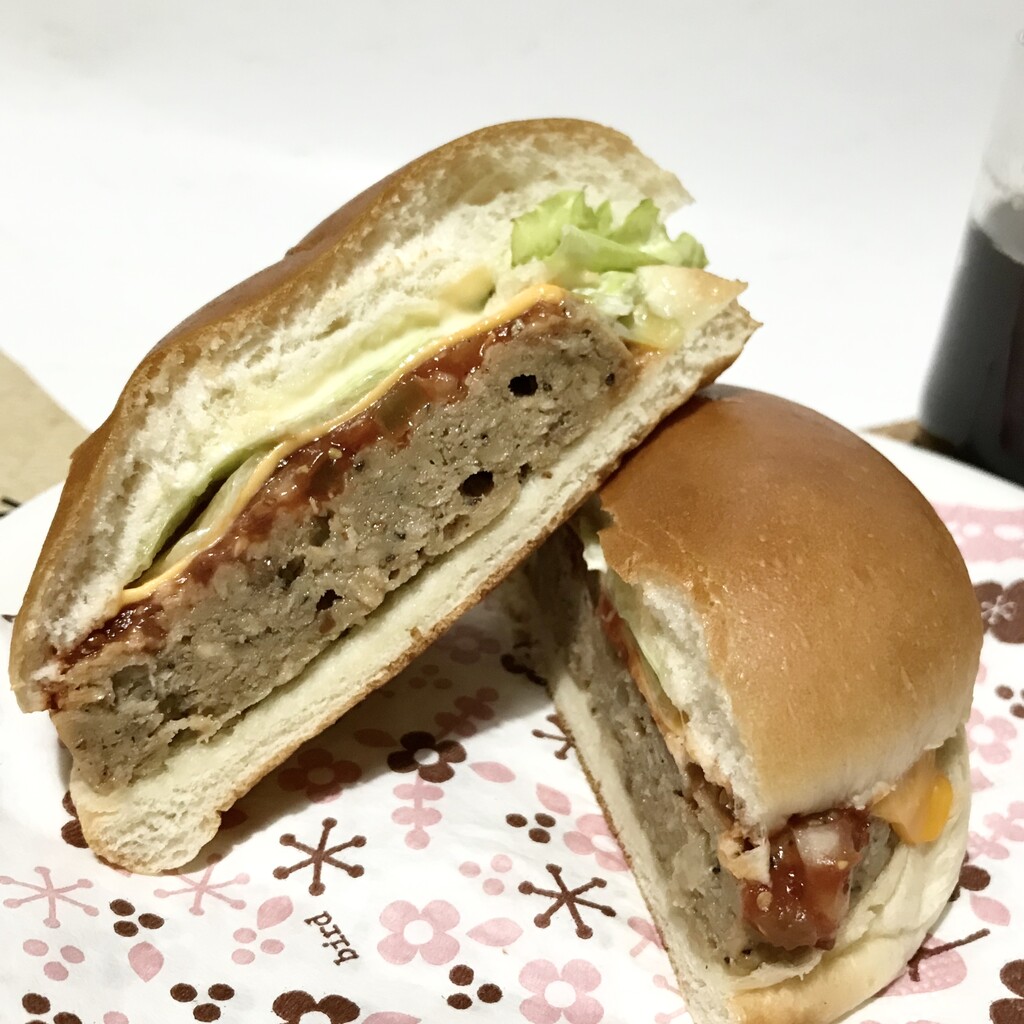 セブンイレブン 大豆ミートバーガー レタス チーズ は バーガーにも負けないお味 Nagatakのブログ セブンイレブン 大豆ミートバーガー レタス チーズ は バーガーにも負けないお味 Nagatakのブログ