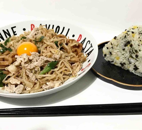 ローソン 新商品 串カツ田中監修 ピリ辛焼うどん 田中のおにぎり Nagatakのブログ ローソン 新商品 串カツ田中監修 ピリ辛焼うどん 田中のおにぎり Nagatakのブログ