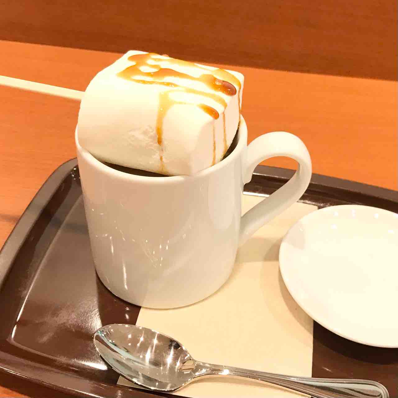 カフェ ベローチェ中洲川端駅前店 キャラメルオーレ メガマシュマロ添え 美味しすぎる悪魔の飲み物です Nagatakのブログ カフェ ベローチェ中洲川端駅前店 キャラメルオーレ メガマシュマロ添え 美味しすぎる悪魔の飲み物です Nagatakのブログ