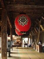 金堂の外陣