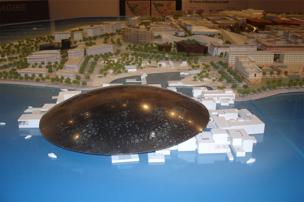 近未来アート都市 : 教授のひとりごと