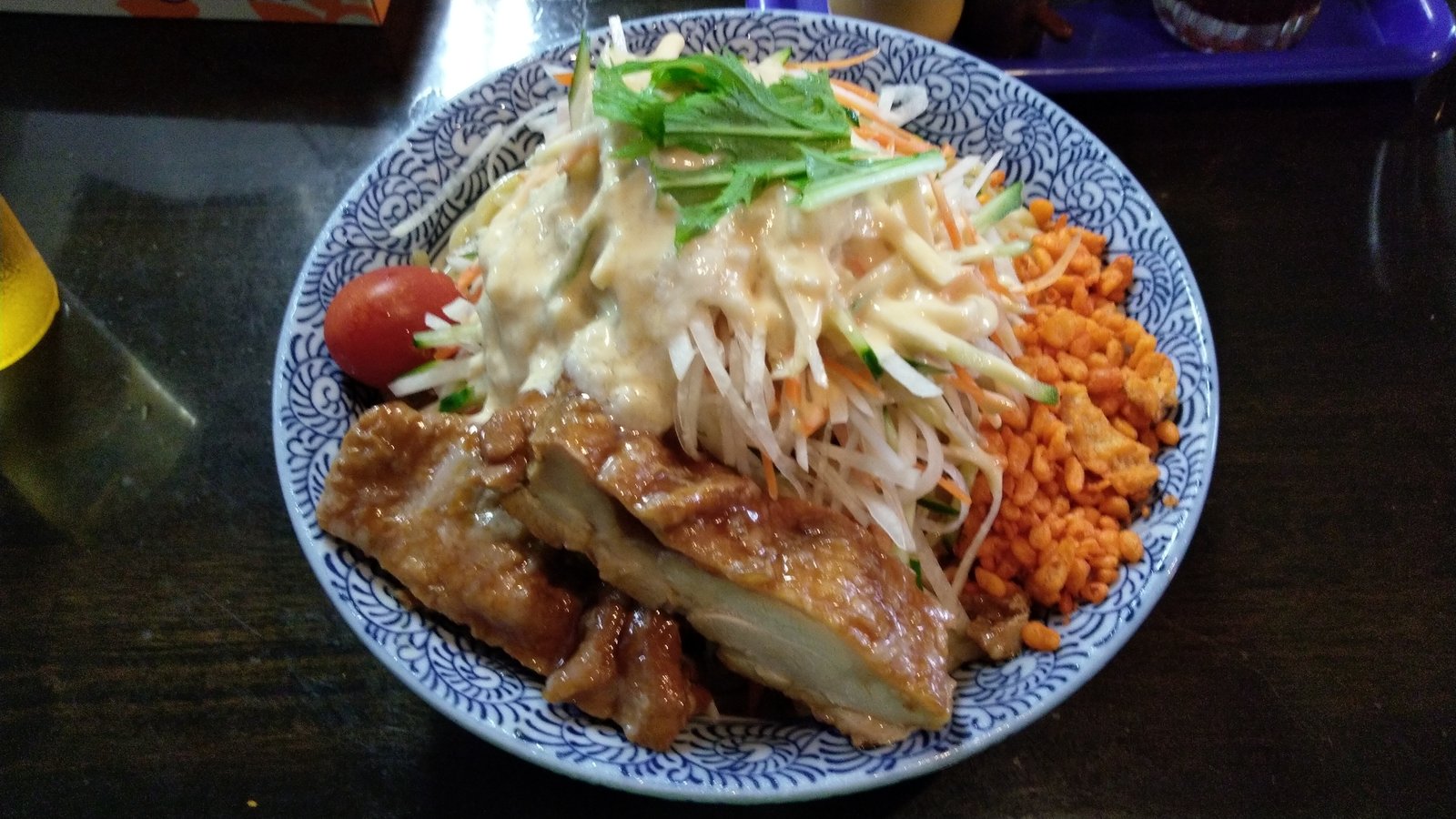 まるぶしとんや 冷やし中華大盛り ばろんのラーメンぷれす まるぶしとんや 冷やし中華大盛り ばろんのラーメンぷれす