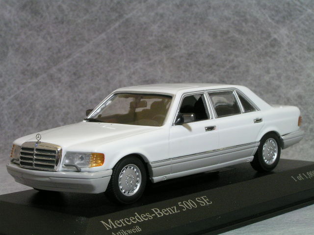 ミニチャンプス 1/43 メルセデス ベンツ ( W106 / 300SEL ) ( W126