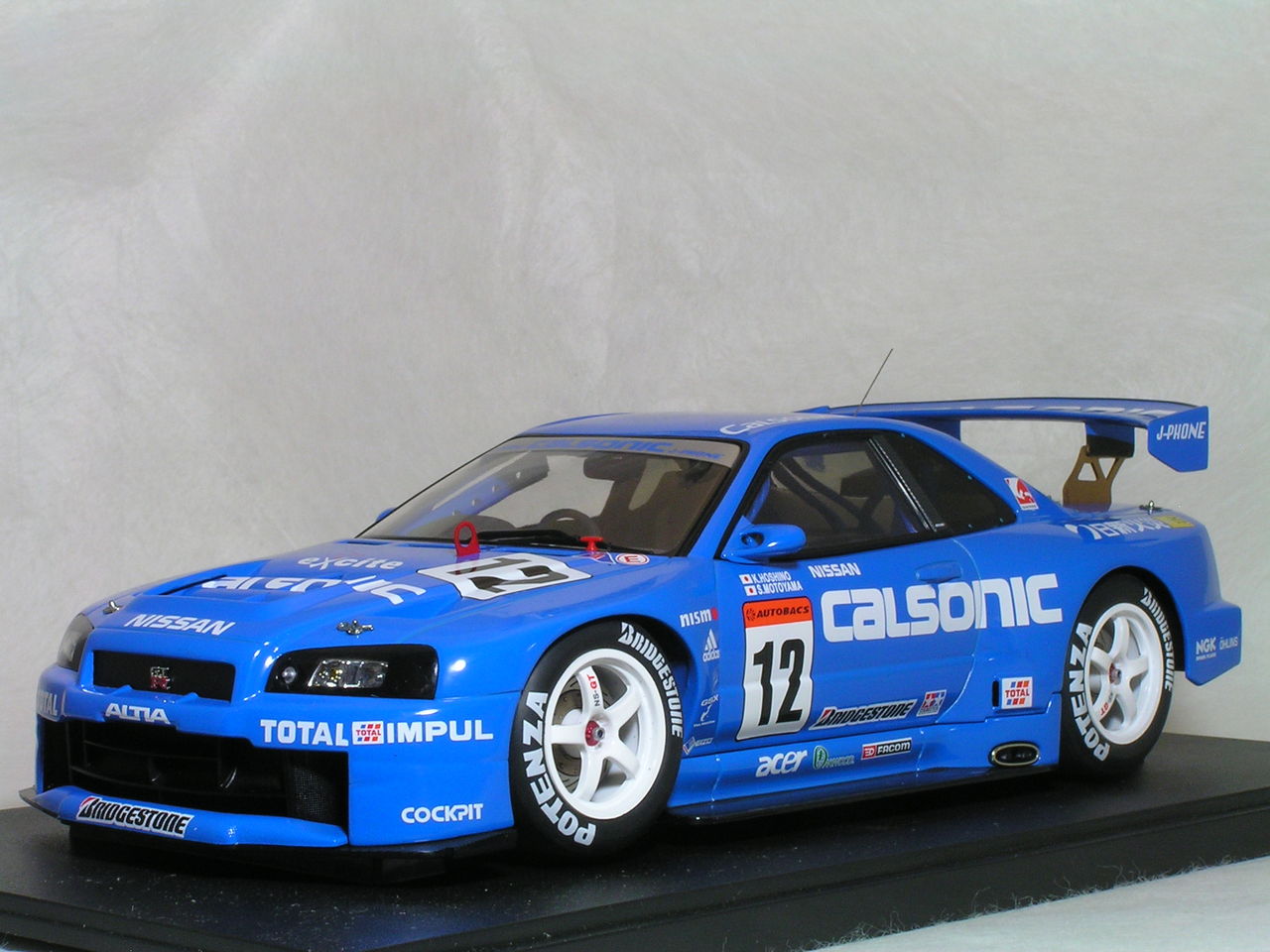 超人気高品質 激希少オートアート1 18 CALSONIC GTR R34 #12 2001