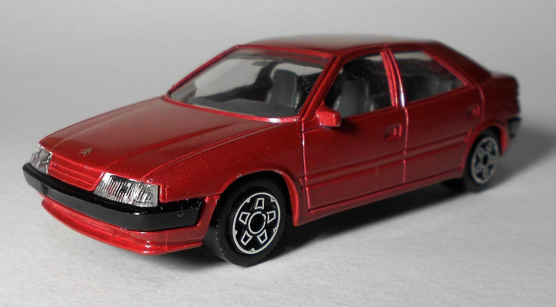 CITOROENXantiaワインレッド