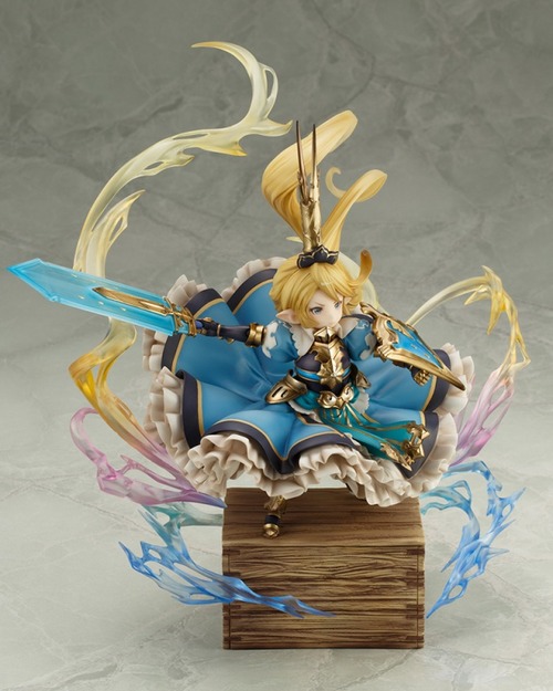 PP652_charlotta04-640x800