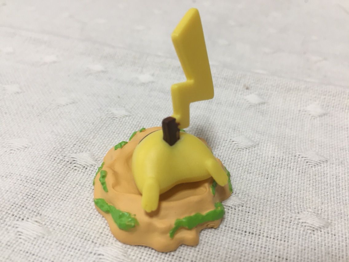 穴からひょっこり 穴を掘るポケモンたちが可愛すぎる ピカチュウの頭隠して尻隠さず ゚d゚ しまぽむさんち 穴からひょっこり 穴を掘るポケモンたちが可愛すぎる ピカチュウの頭隠して尻隠さず ゚d゚ しまぽむさんち