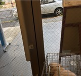 外で待つチャッピー
