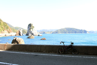 白崎の海岸沿い1