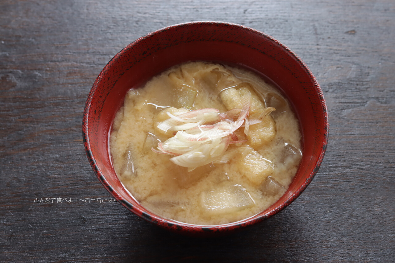 さわやかな辛味ですっきりと 冬瓜とみょうがのお味噌汁 味噌汁カタログ みんなで食べよ おうちごはん Powered By ライブドアブログ