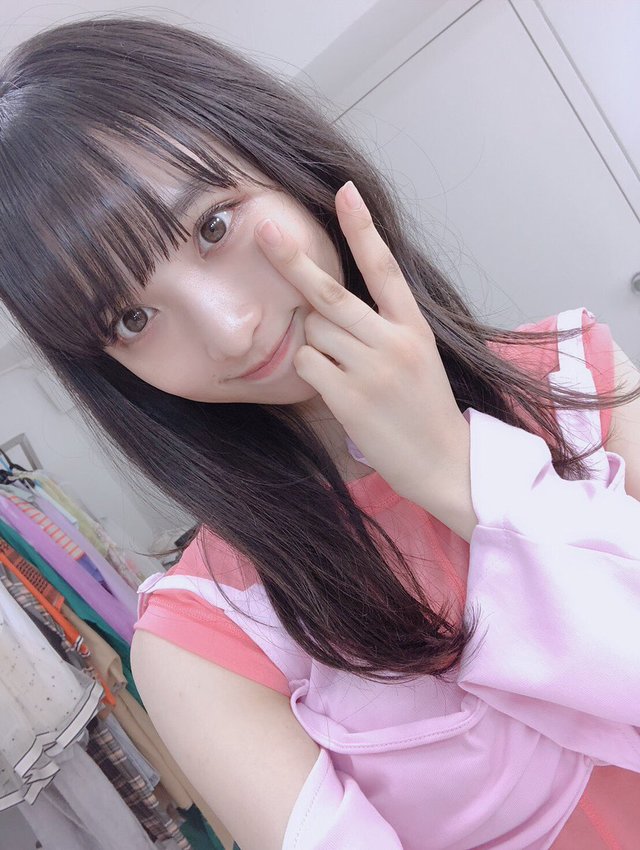 Akb48 2万年に1人の美少女 小栗有以 17 ロングヘアバッサリ大胆イメチェン めっちゃ可愛い 絶賛の声殺到