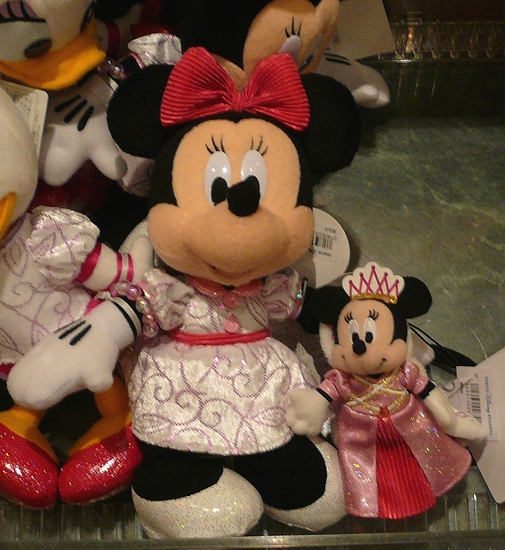 ミッキー&ミニー⭐︎レトロ　ご当地着ぐるみストラップ　35個　大量まとめ売り Disney / ミッキーぬいぐるみ 東京ディズニーランド90年特大
