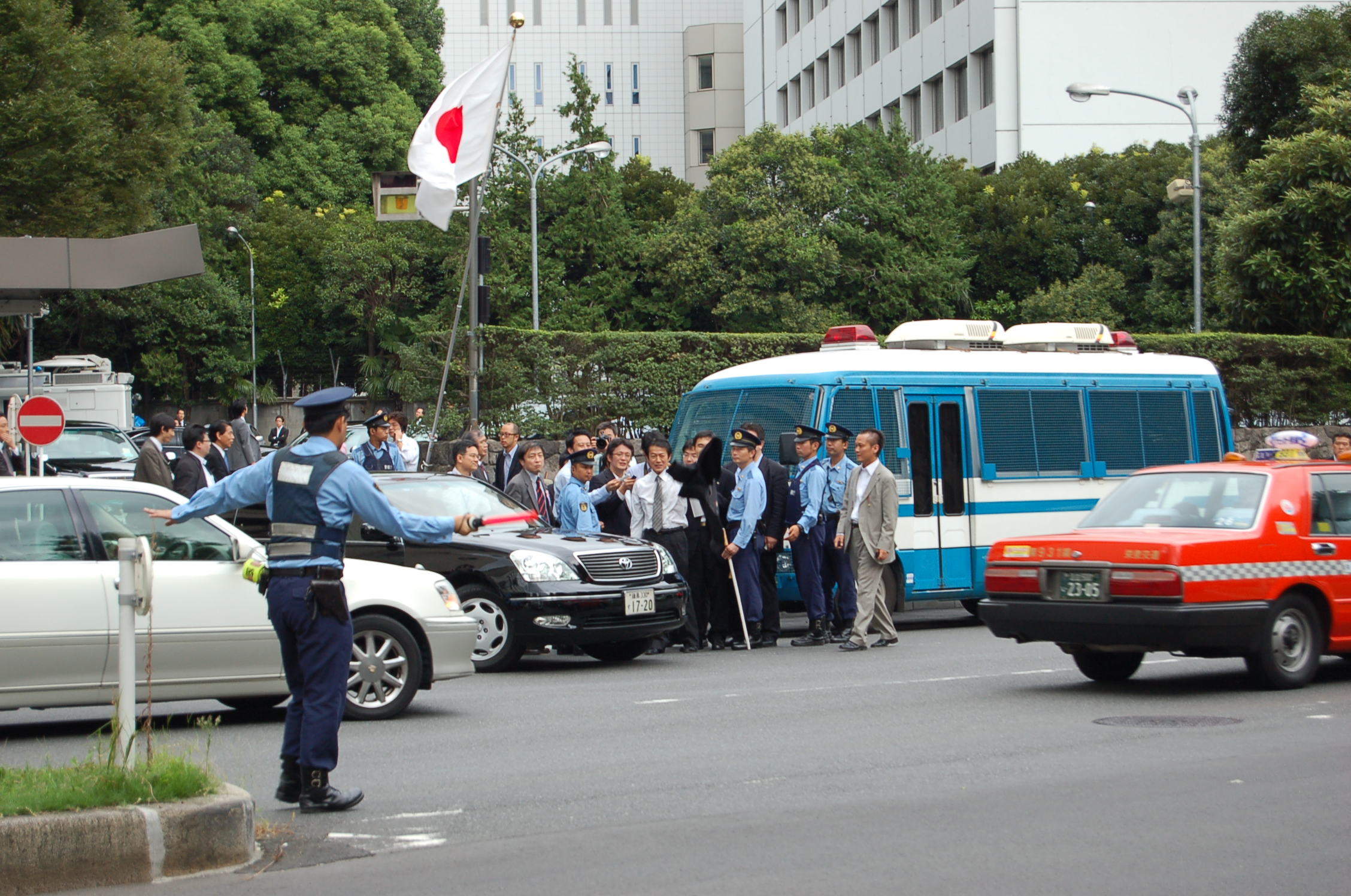 自民党本部に行ってきました その2 簑篤通信社