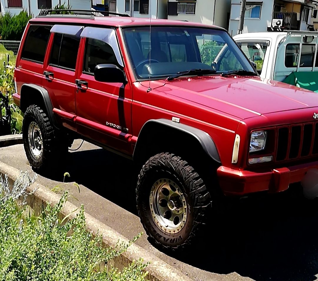 Jeepチェロキーxjに乗り始めて1ヶ月経過して感じたこと My Life Trail Jeepチェロキーxjに乗り始めて1ヶ月経過して感じたこと My Life Trail