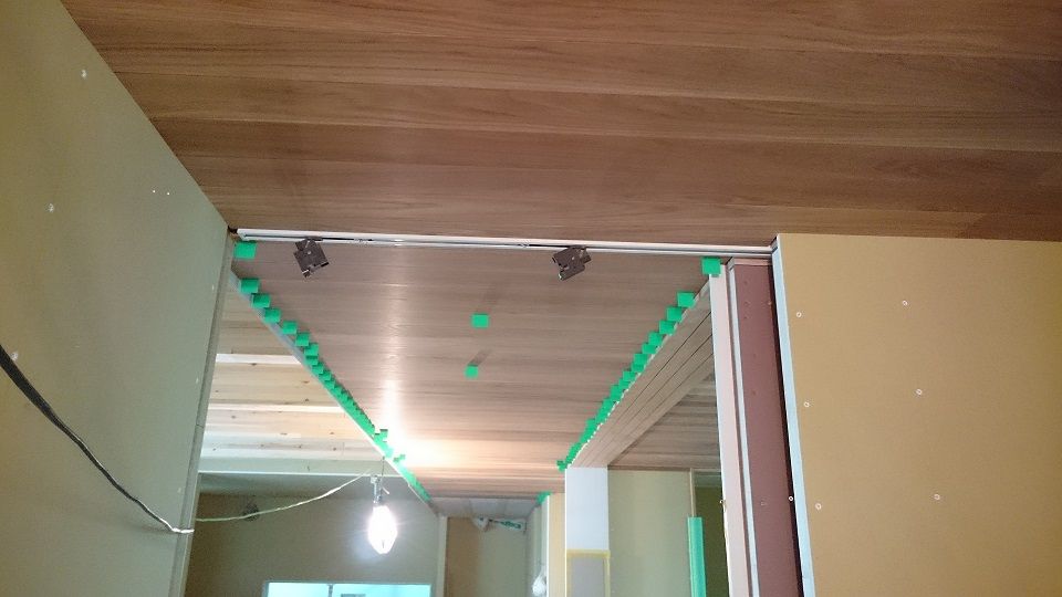 着工108日目 110日目 天井材登場 みのりん To きこりん