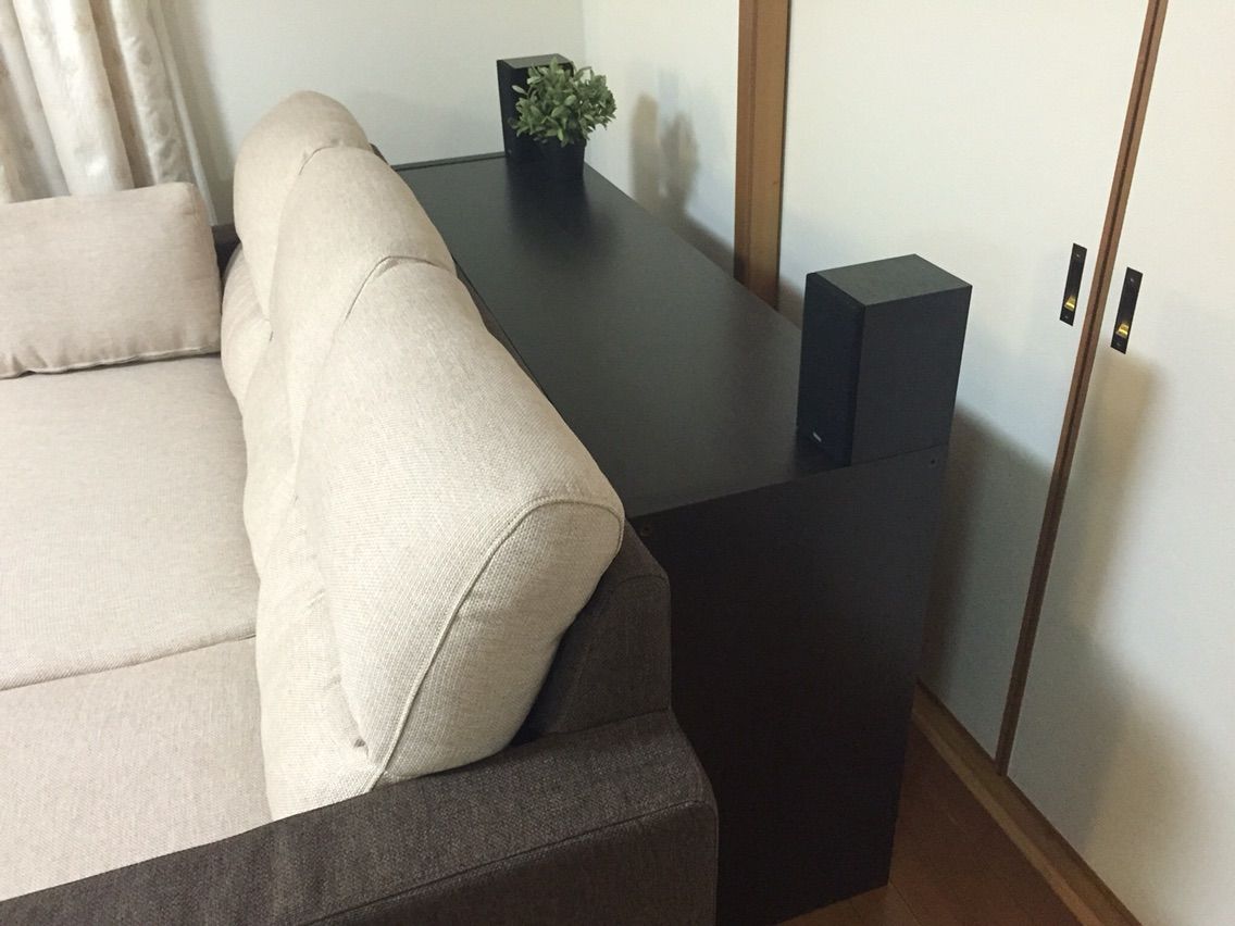 ソファ後ろにikeaのシェルフを らすぼしゅの物欲ブログ
