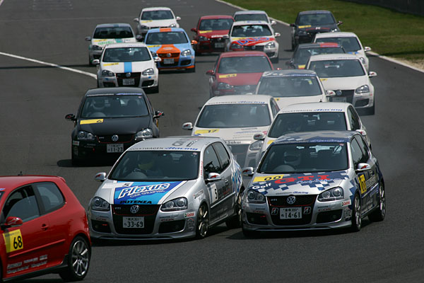 Vw Golf Gti Cupレース開幕 小林 稔の乗るcar撮るカー Vw Golf Gti Cupレース開幕 小林 稔の乗るcar撮るカー