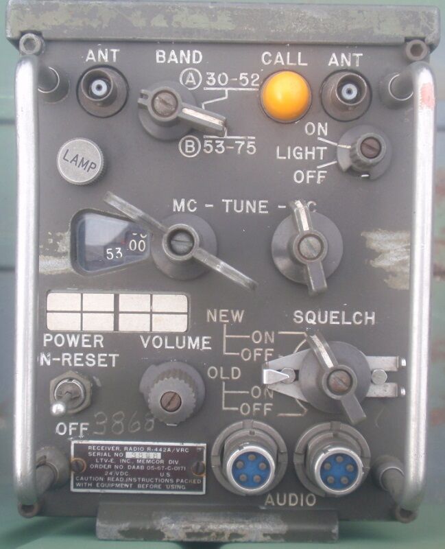 ▽ 米軍 補助受信機 R-442 軍用 ミリタリー アマチュア無線 岡山 発 (A-1296f7) ▽ 米軍 補助受信機 R-442 軍用 ミリタリー アマチュア無線 岡山 発 (A