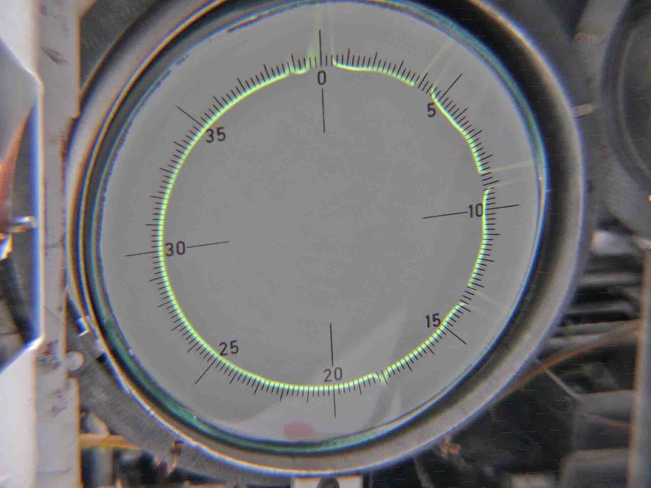 日本陸海軍の測定？ 日本陸海軍の探照灯と空中聴音機（Japanese Searchlight and