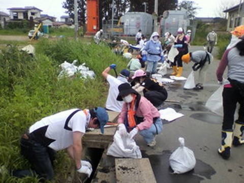 93e495a28f9a089e7608e71675092331