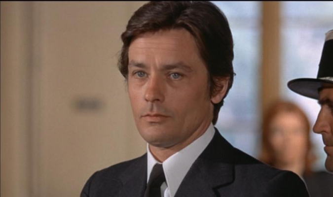 突然ですが アラン ドロン 黒猫 ｐ の遠吠え