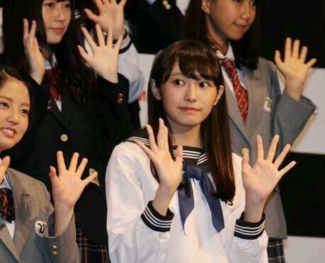 握手した時にも思ったけど 渡邉理佐って手大きいよな べりさまとめ 握手した時にも思ったけど 渡邉理佐って手大きいよな べりさまとめ