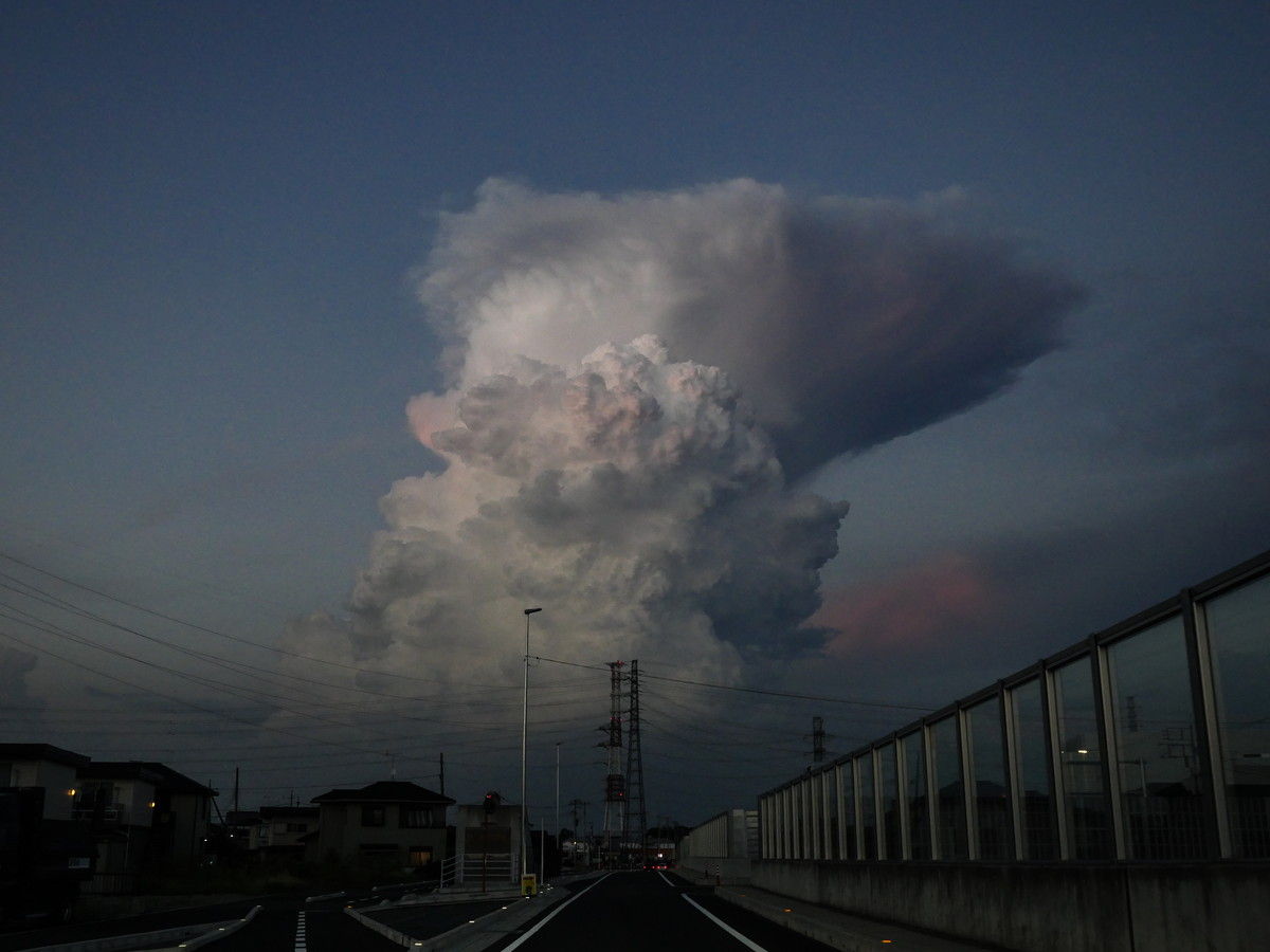 これぞ入道雲 山森 浪漫