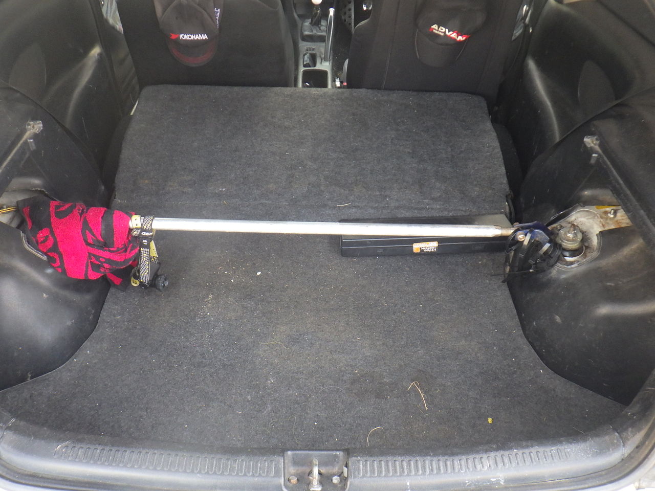 鮎釣り用コンテナ 馬鹿の知恵は後から