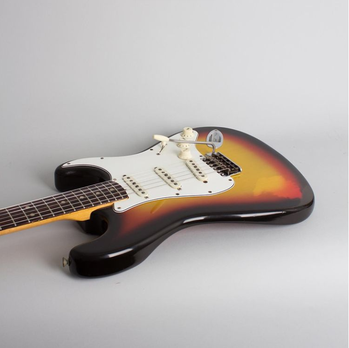 Fender ストラトキャスター 66' ラージヘッド : スライド Fender ストラトキャスター 66' ラージヘッド : スライド