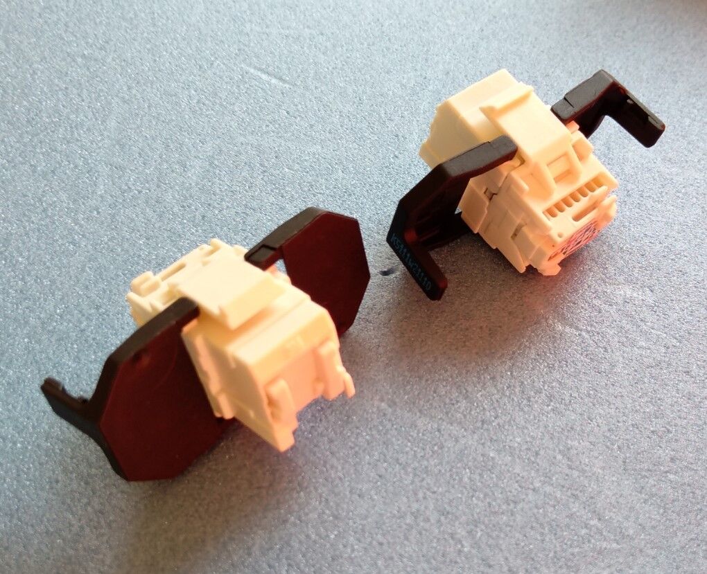 簡単確実 専用工具不要 3M CAT.6 UTP モジュラージャック VOL-OCK6-U8 取り付け手順 : 電話LAN工事材料の話