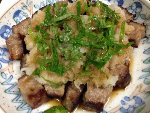 大葉の香りと大根おろしでサッパリと食べれる サイコロステーキ 成形肉 素人 味楽 の料理ブログ vs Healsio 大葉の香りと大根おろしでサッパリと食べれる サイコロステーキ 成形肉 素人 味楽 の料理ブログ vs Healsio