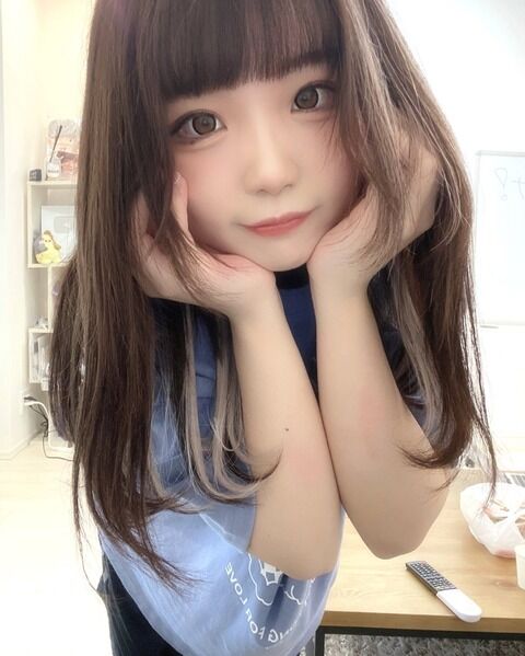 萌香ってかえる顔のアイドル可愛いと思うんやけどどうやろ 画像 ミラクルミルク