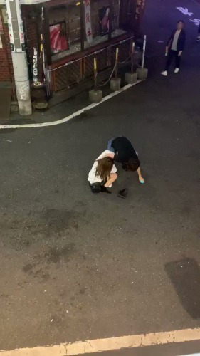 動画 歌舞伎町で若くて可愛い女がぶん殴られる ミラクルミルク 動画 歌舞伎町で若くて可愛い女がぶん殴られる ミラクルミルク