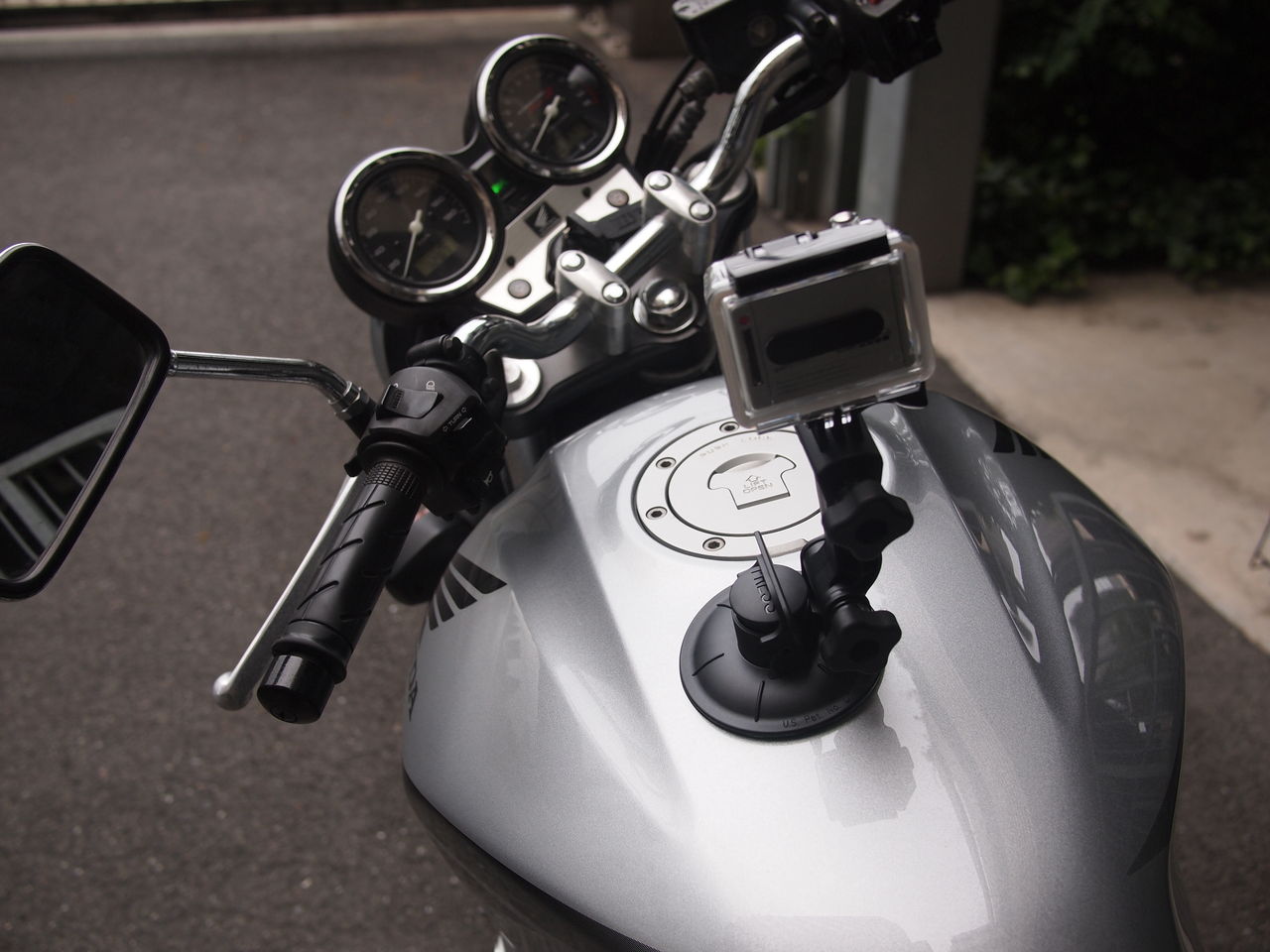 バイクとカメラとガンダムと バイクとカメラとガンダムと