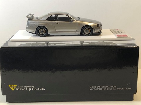 1/43 メイクアップアイドロン 日産スカイラインGT-R V-spec(R34) ソニックシルバー : R34スカイラインのミニカーblog