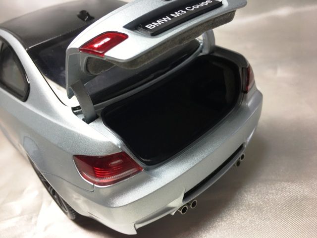 1/18 京商 BMW M3(E92) : ミニカーとか好きな人のブログ そのに!! 1/18 京商 BMW M3(E92) : ミニカーとか好きな人のブログ そのに!!