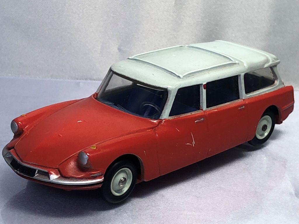 激レア CIJ シトロエン ID 19 Break Ambulanceミニカー C.I.J.