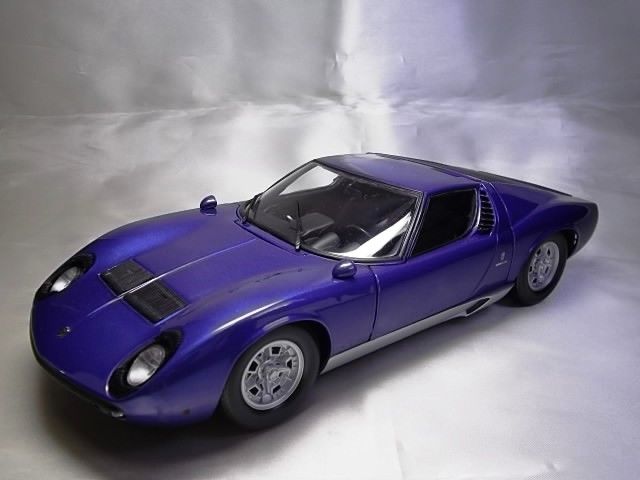 きます ヤフオク! ランボルギーニ ミウラ P400 ブラック... - 京商 1