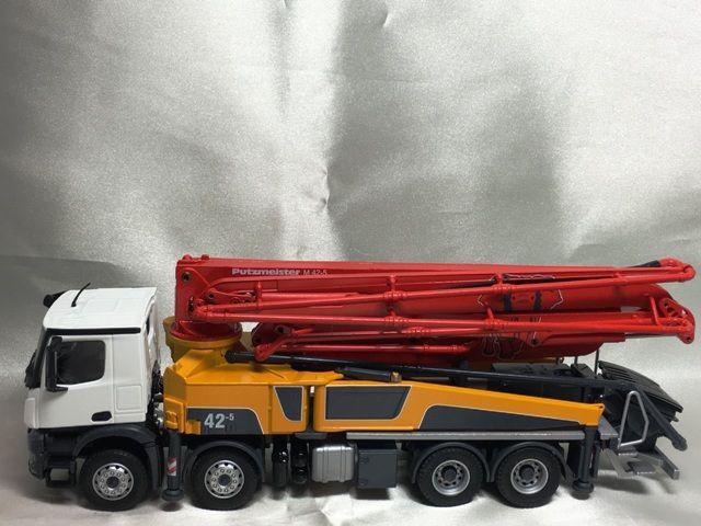 期間限定セール 送料無料 ホビー 模型車 車 レーシングカー コンラッドメルセデスベンツポンプコンクリート Conrad 150 Mercedes Benz Putzmeister Beton Pompe 713 輝く高品質な Www Aquapark Mk